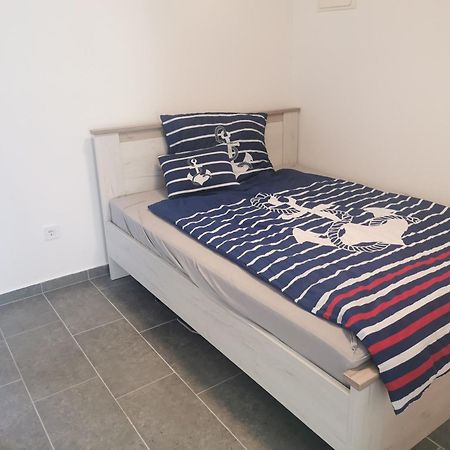 Balatonalmadi Kazinczy 2 Apartment Exterior photo